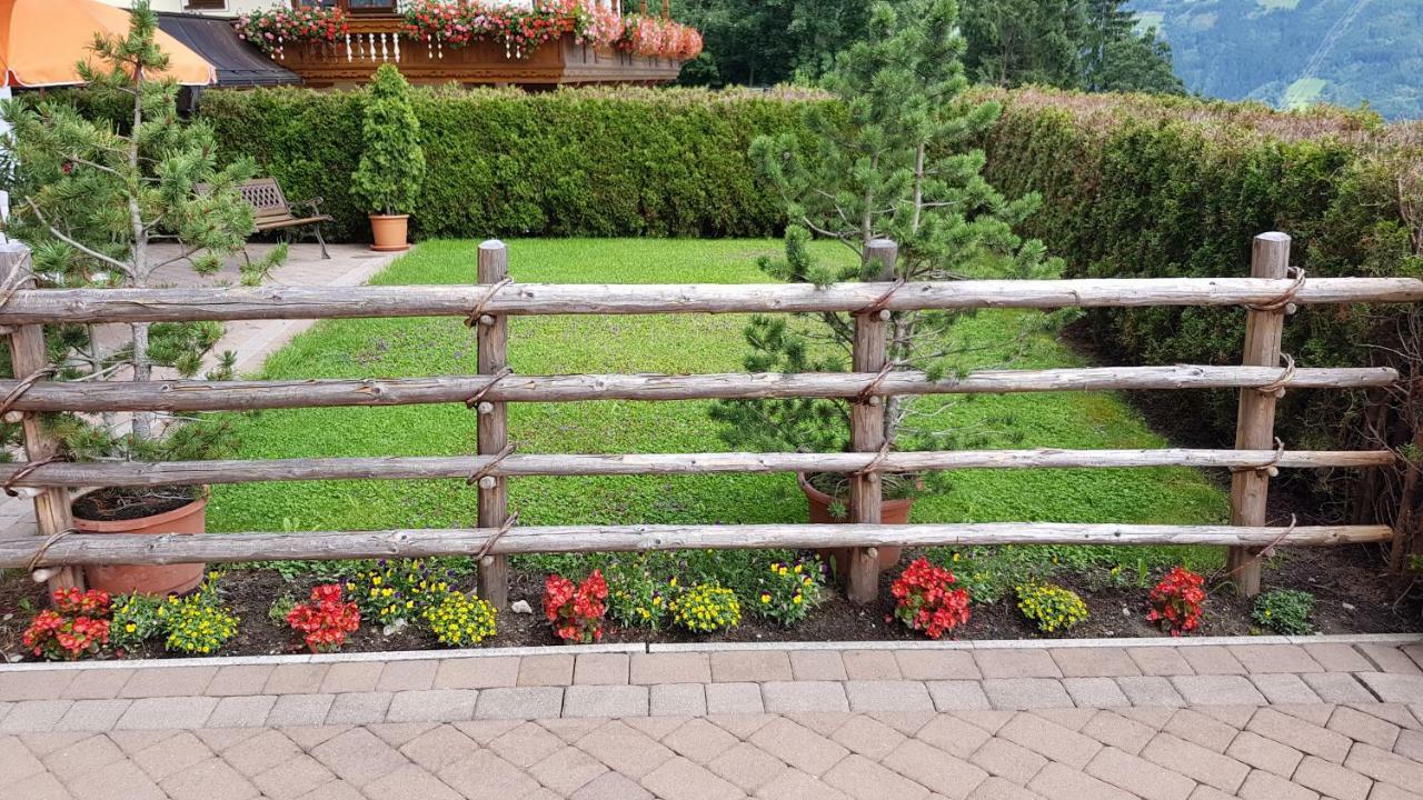 Haus Jeannette Lägenhet Zellberg Exteriör bild